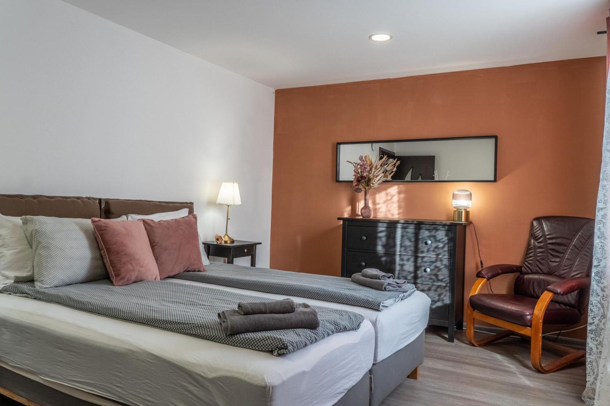 Guest House Malusha กาโบรโว ภายนอก รูปภาพ