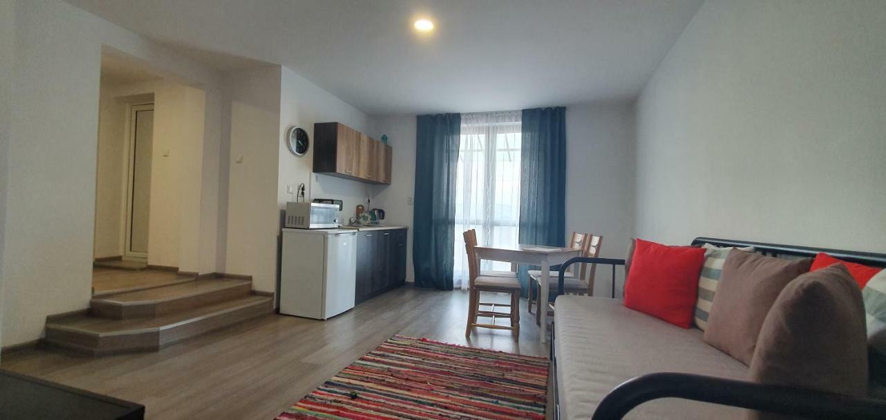 Guest House Malusha กาโบรโว ภายนอก รูปภาพ